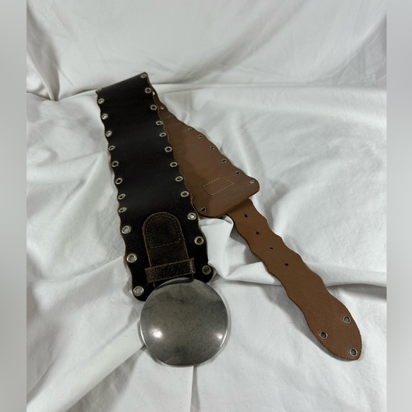 Genuine vintage ladies BANANA REPUBLIC brown leather belt small - Picture 9 of 10